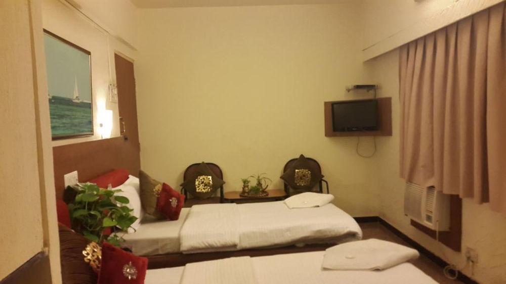 Hotel Samraj Мумбаи Экстерьер фото