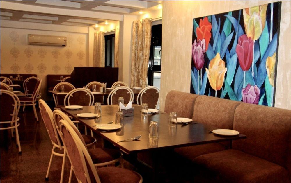 Hotel Samraj Мумбаи Экстерьер фото